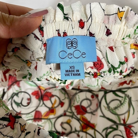 NWT Cece by Cynthia steffe marrakesh off the shoulder  floral top - Picture 7 of 9